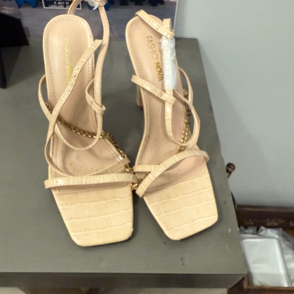 Shoes - Picture 2 of 2